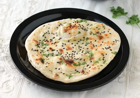 Mix Kulcha (1 MIxed Masala Stuffed Kulchas with Choley) - Bhai Kulwant Singh Kulchian Wale, Amritsar