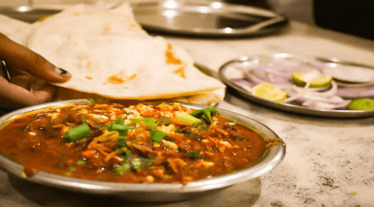 Hotel Nayaab - Ghansi Bazar, Hyderabad