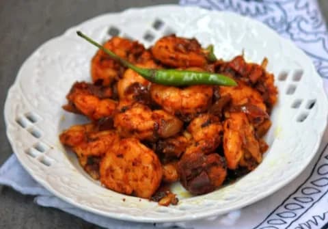 Pidi Kozi Porichathu - Paragon (Kochi)
