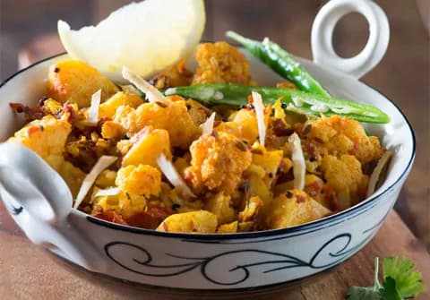 Gobi Aloo (Half) - Kesar Da Dhaba, Amritsar