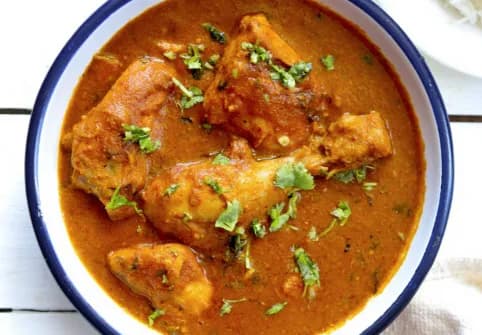 Chicken Curry (Half) - Makhan Fish and Chicken Corner, Amritsar