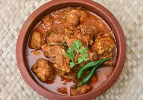 Chicken Handi (Full) - Makhan Fish and Chicken Corner, Amritsar