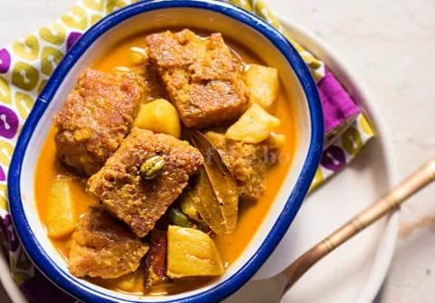 Dhokar Dalna (3 Pcs) - Kasturi, Kolkata