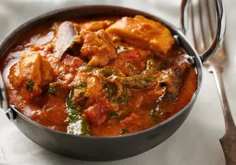 Chicken Masala (Half) - Alamgir Hotel, Lucknow