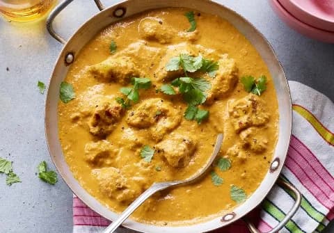 Chicken Qorma (Full) - Daal Mein Kala, Lucknow