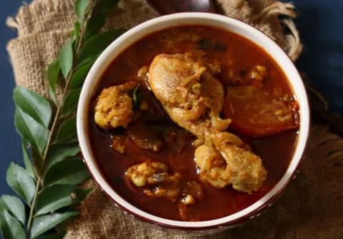 Chicken Curry (4 Pcs) - Magic Mile, Jaipur