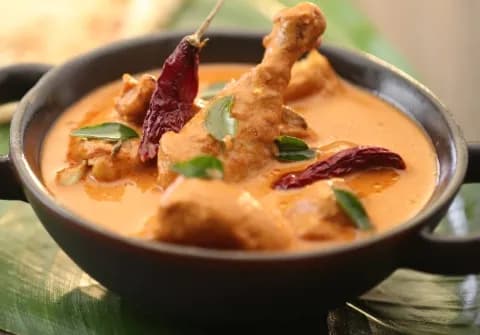 Chicken Curry - Kayees Rahmathulla Cafe, Mattancherry, Kochi