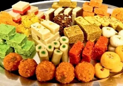 Mixed Mithai (500 Gm) - Shri Krishna Mishthan Bhandar, Amritsar