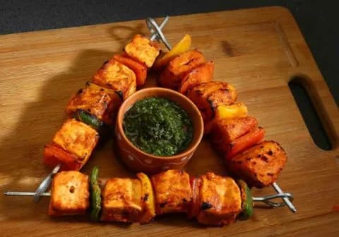 Paneer Tikka (Half 6pcs) - Wahid Biryani, Lucknow