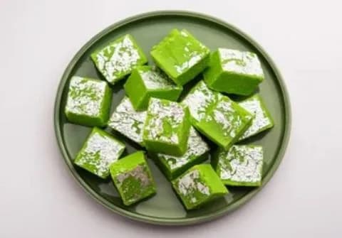 Pista Burfi (500gm) - Bansal Sweets, Amritsar