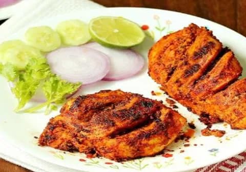 Tandoori Chicken (Half) - Surjit Food Plaza, Amritsar