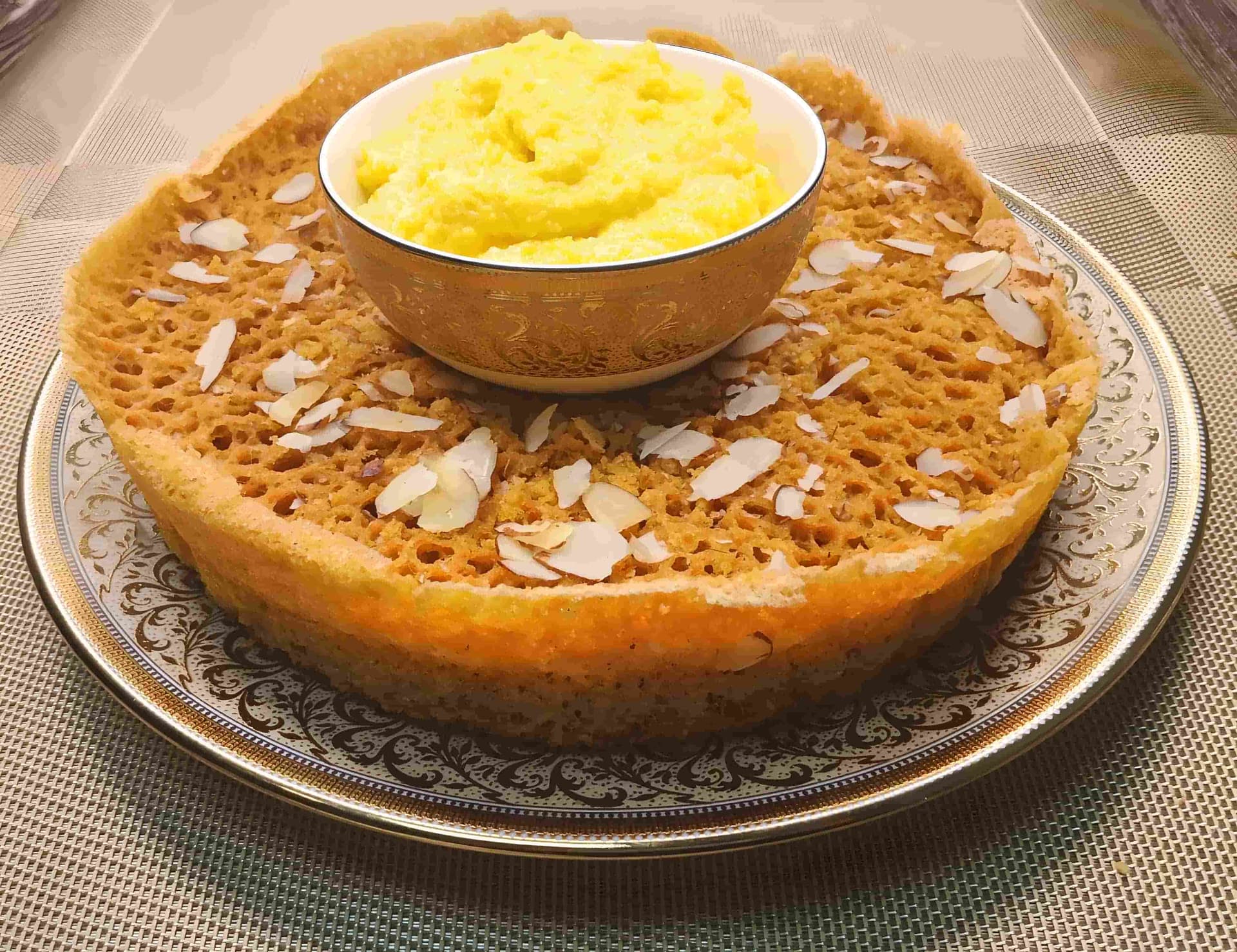 Malai Ghewar (1kg) - Laxmi Misthan Bhandar, Jaipur